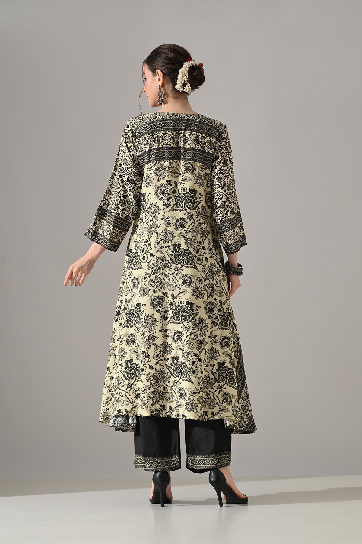 Green Printed Kurta 3 Pcs Set