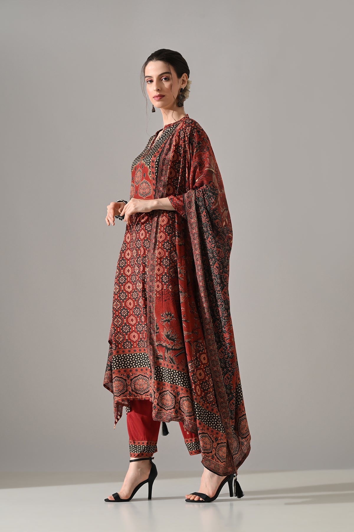 Maroon Printed Kurta 3 Pcs Set