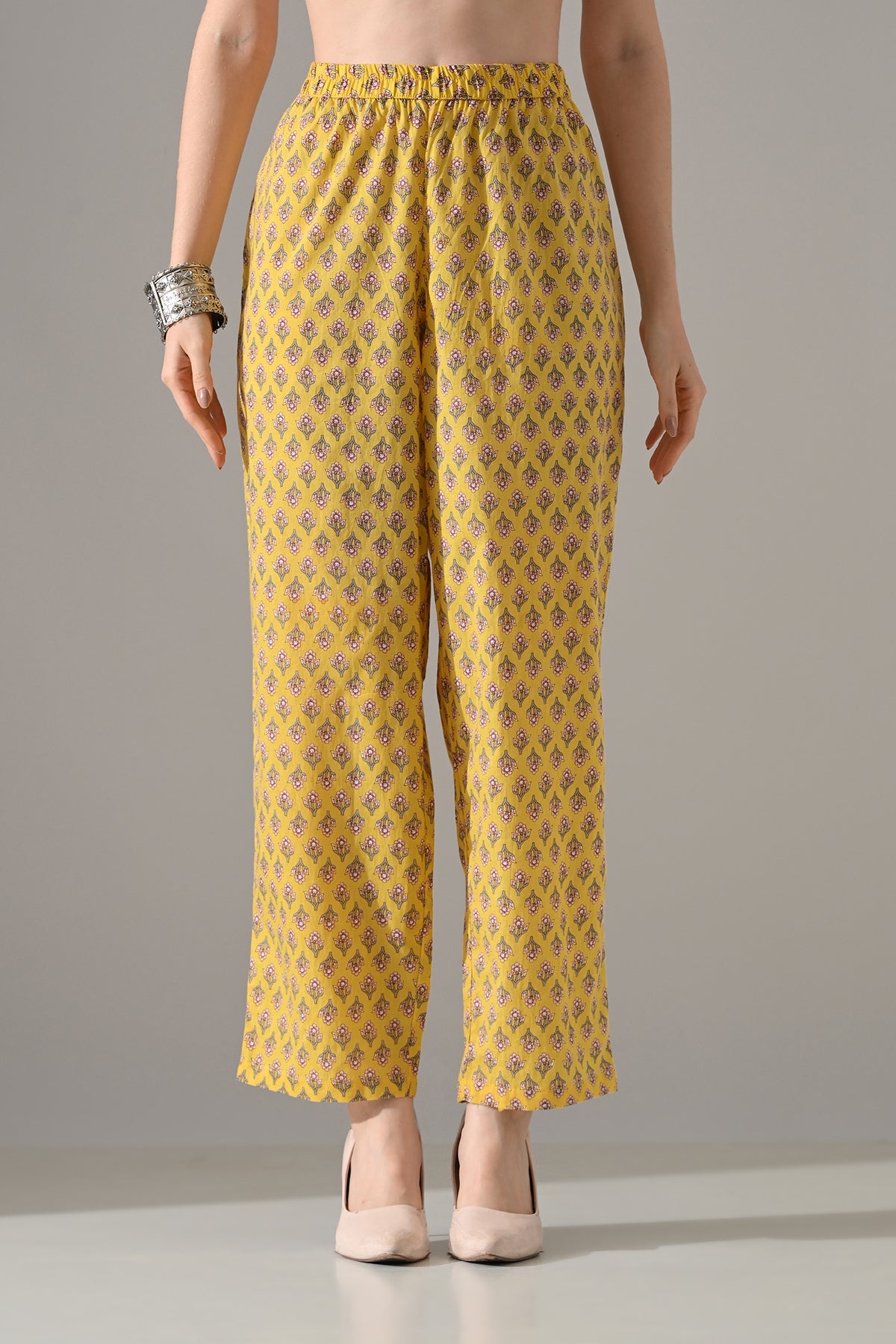 Yellow Floral Printed Kurta 2 Pcs Set
