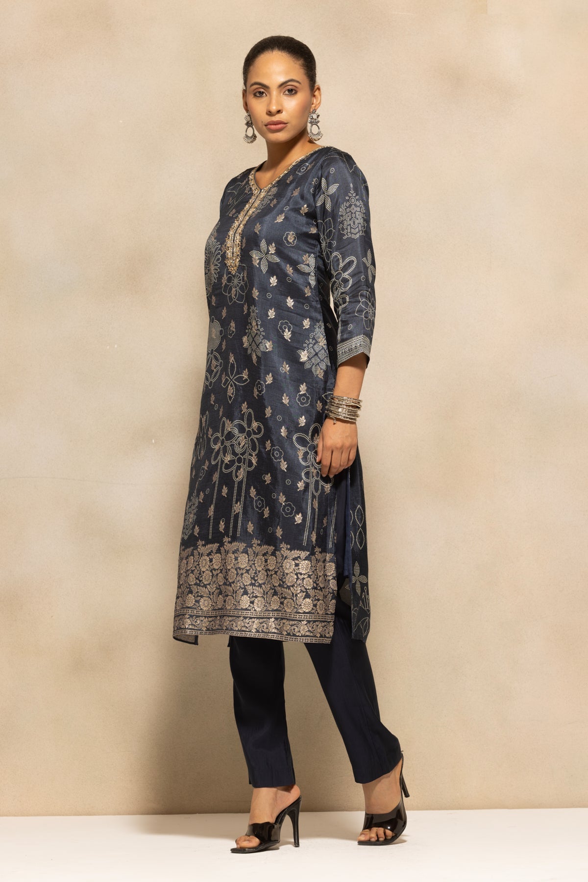 Blue Embellished Kurta 3 Pcs Set