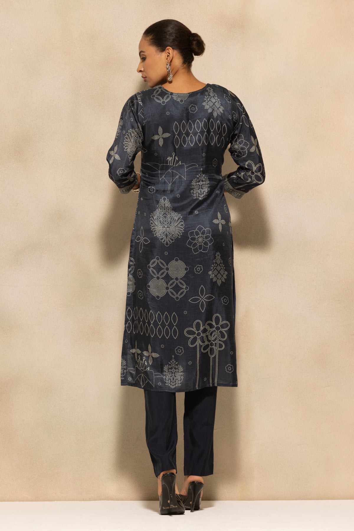 Blue Embellished Kurta 3 Pcs Set