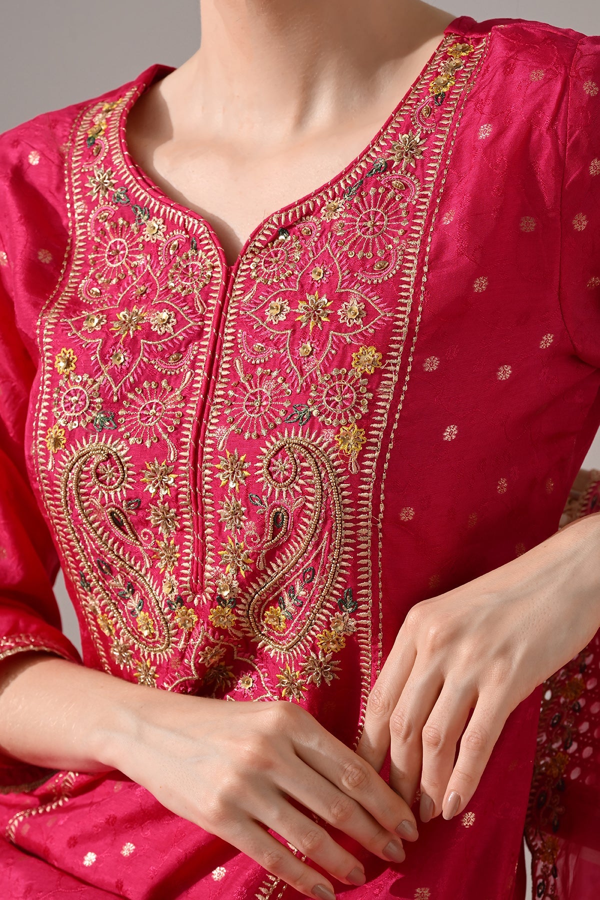 Pink Embroidered Kurta 3 Pcs Set