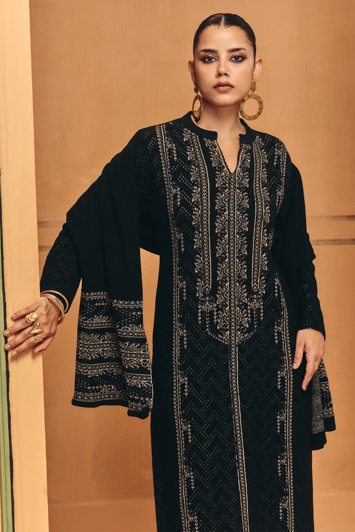Winter Black Printed Ethnic Motifs Woven Kurta Set