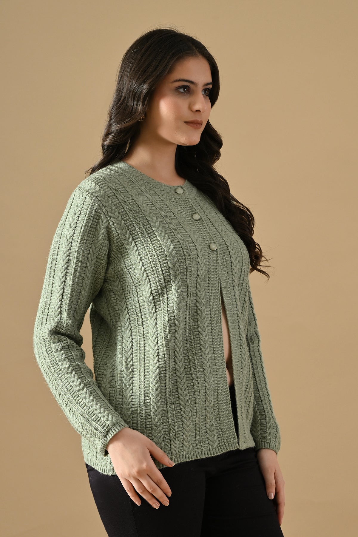 Winter Pista Knitted Button-Down Cardigan
