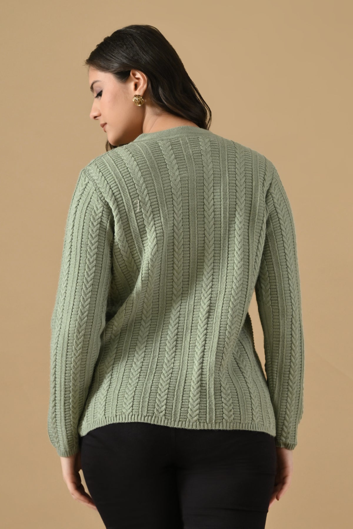 Winter Pista Knitted Button-Down Cardigan