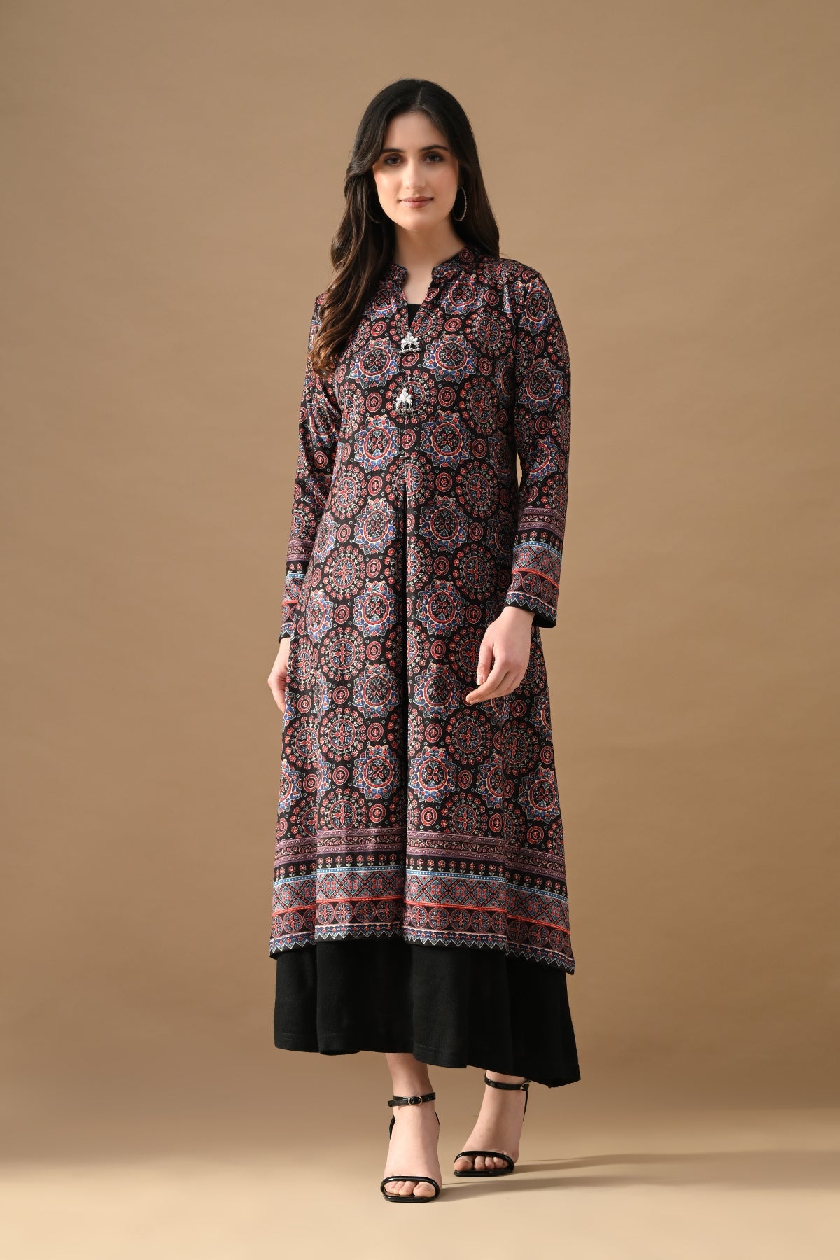 Winter Multi Printed Inner Shrug Set