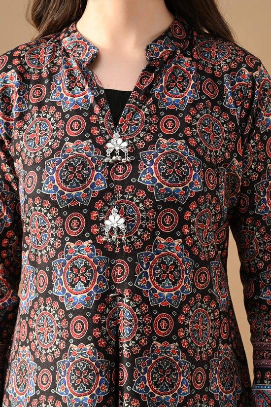 Winter Multi Printed Inner Shrug Set