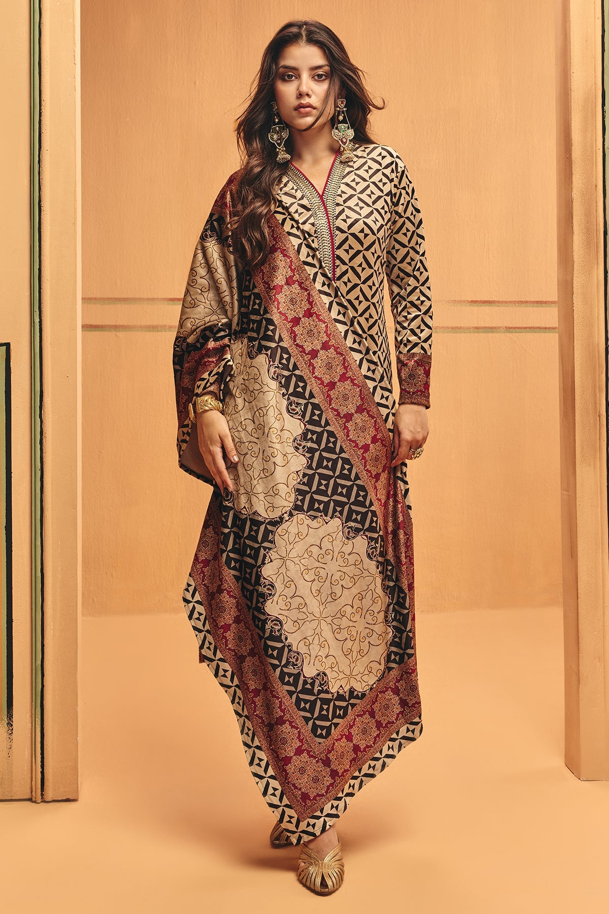 Winter Fawn Printed Velvet Kurta 3 Pcs Set