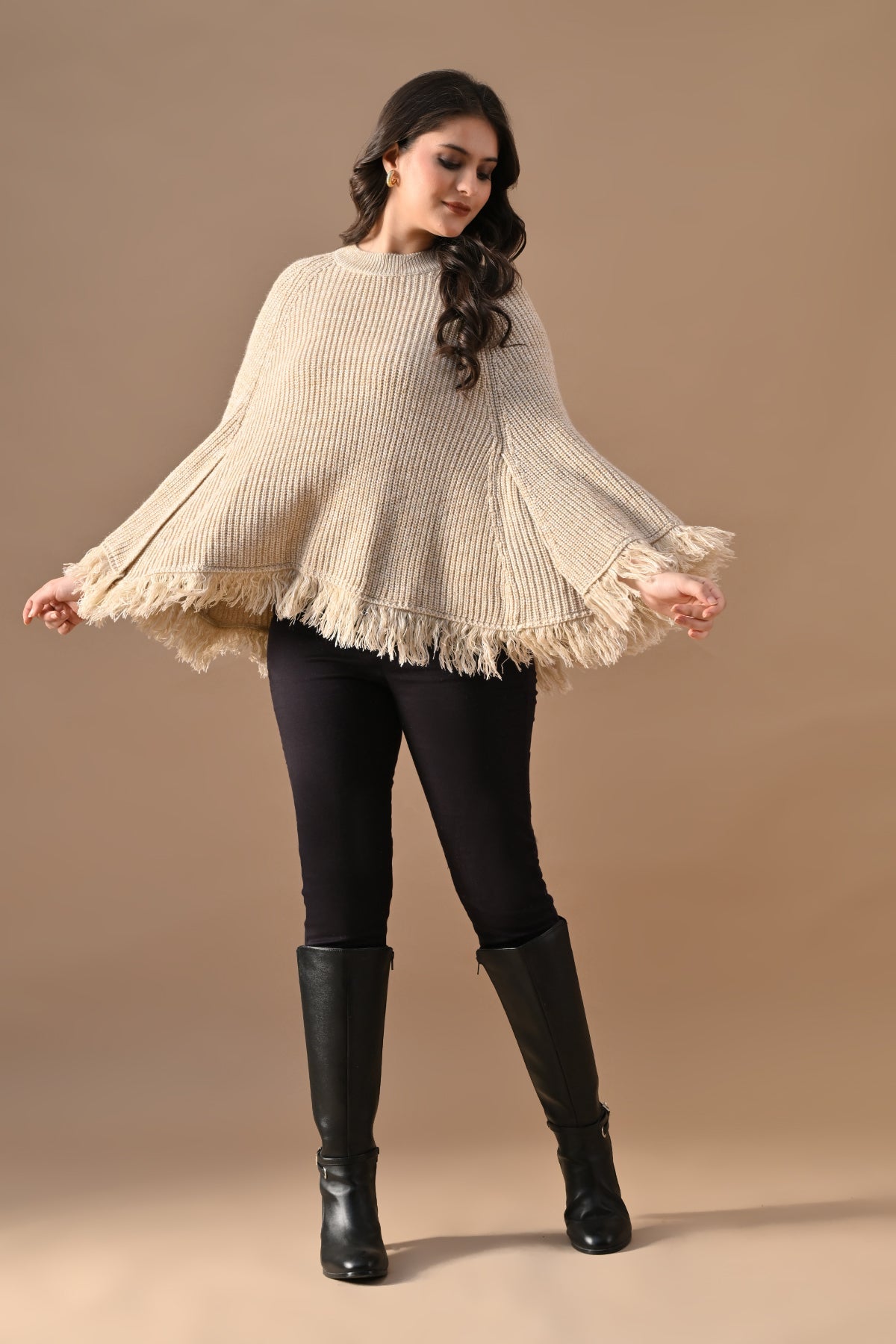 Winter Beige Knitted Poncho