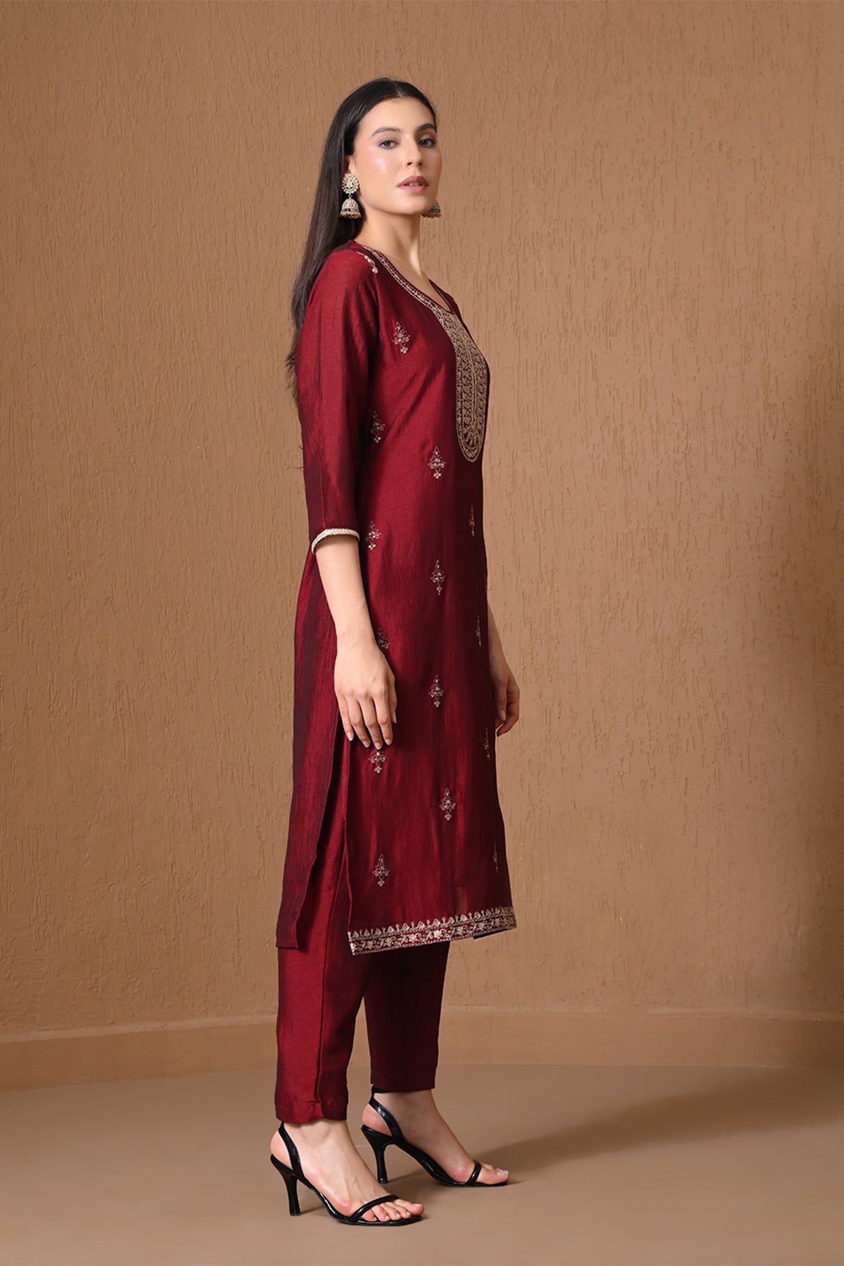 Maroon Metallic Zari Embroidered Kurta 3 Pcs Set