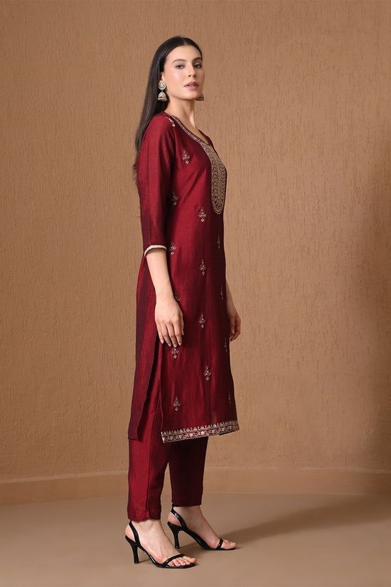 Maroon Metallic Zari Embroidered Kurta 3 Pcs Set