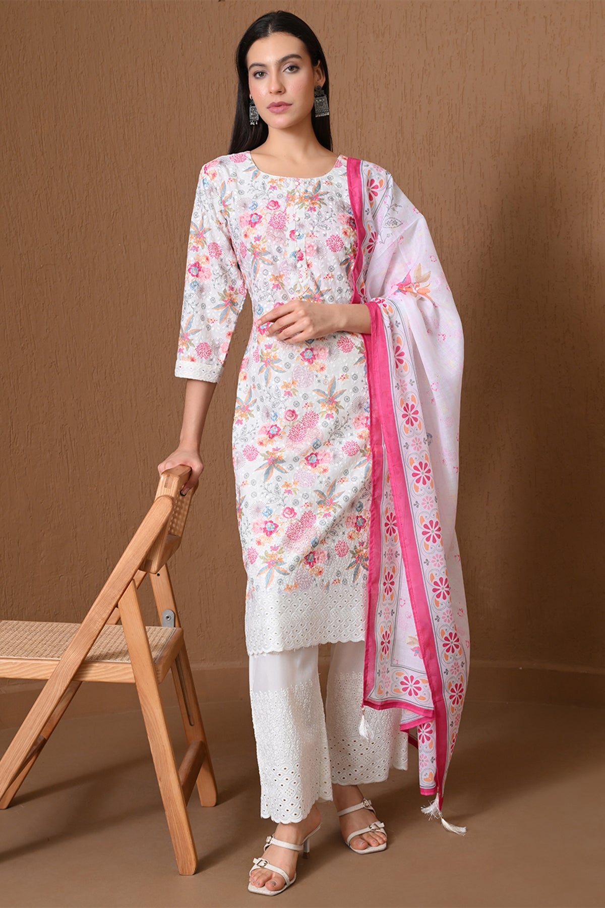 Cream & Multi Floral Printed Kurta 3 Pcs Set