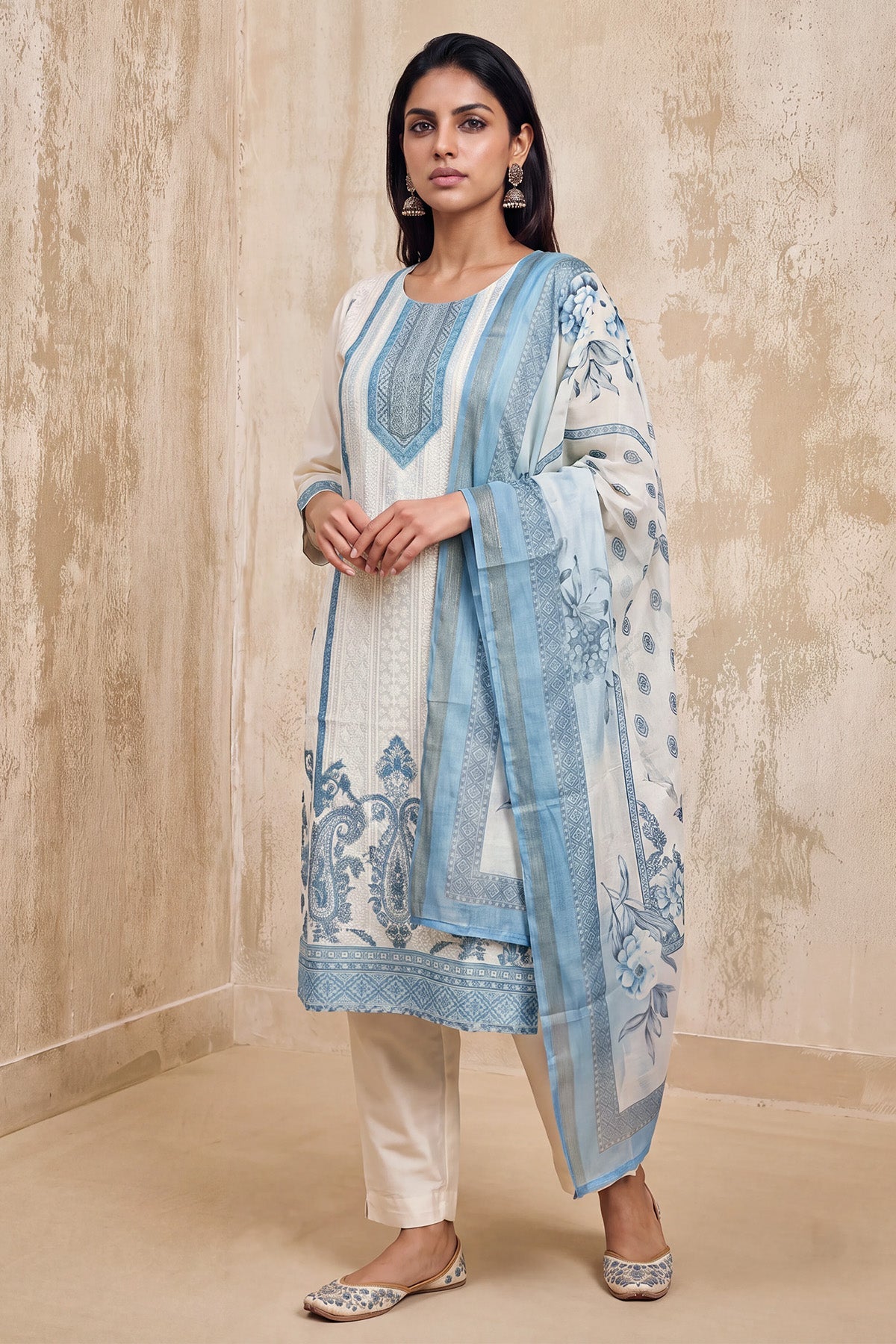 Cream and Blue Paisley Printed Kurta 3 Pcs Set