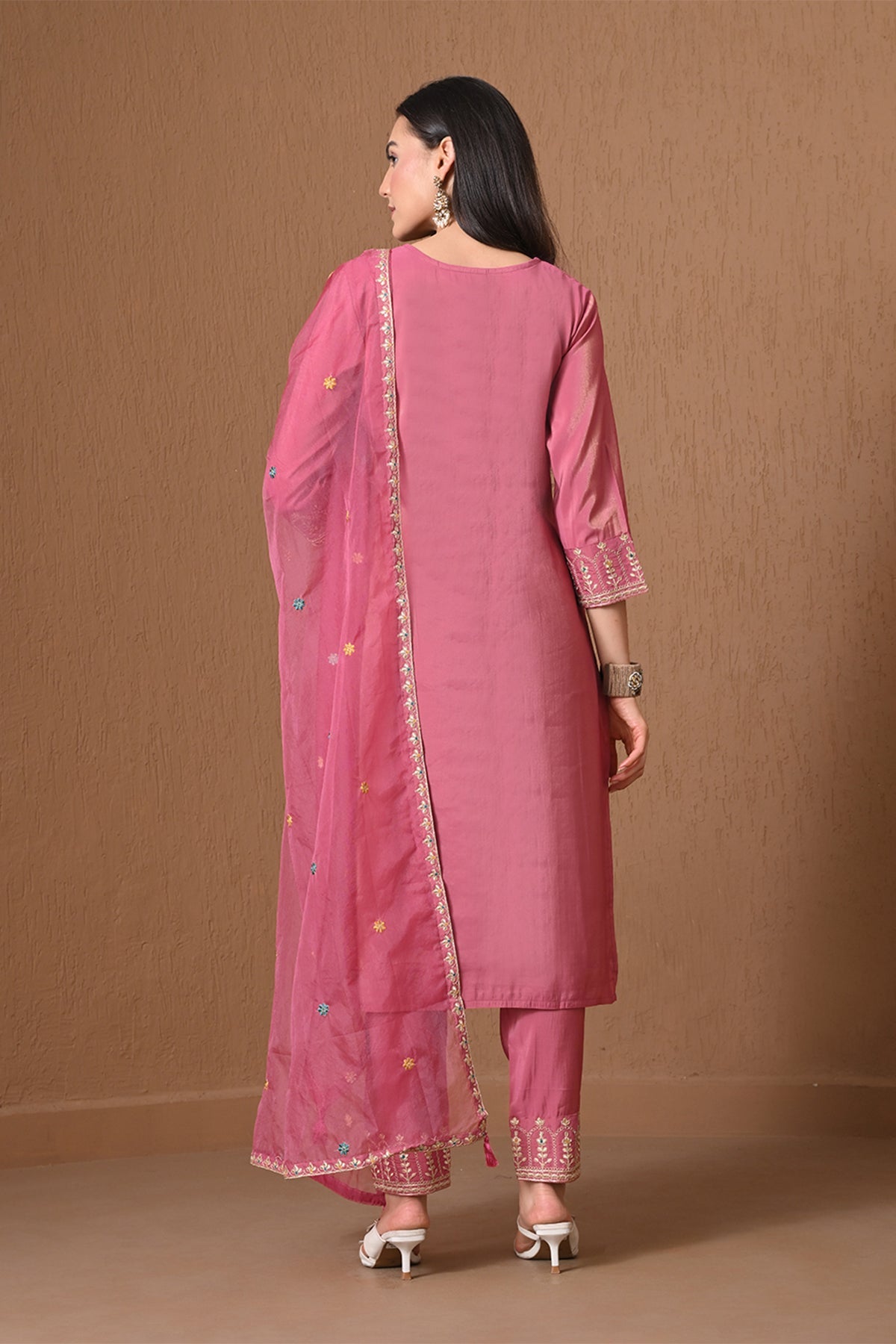 Pink Floral Embroidered Kurta 3 Pcs Set