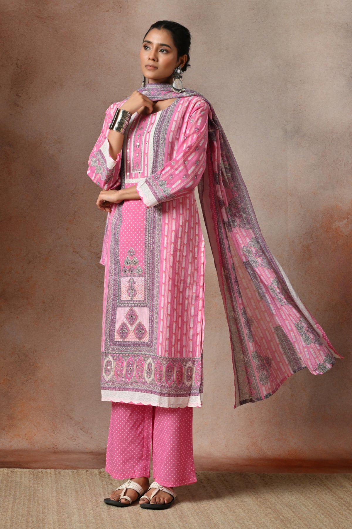 Pink Geometric & Floral Printed Kurta 3 Pcs Set