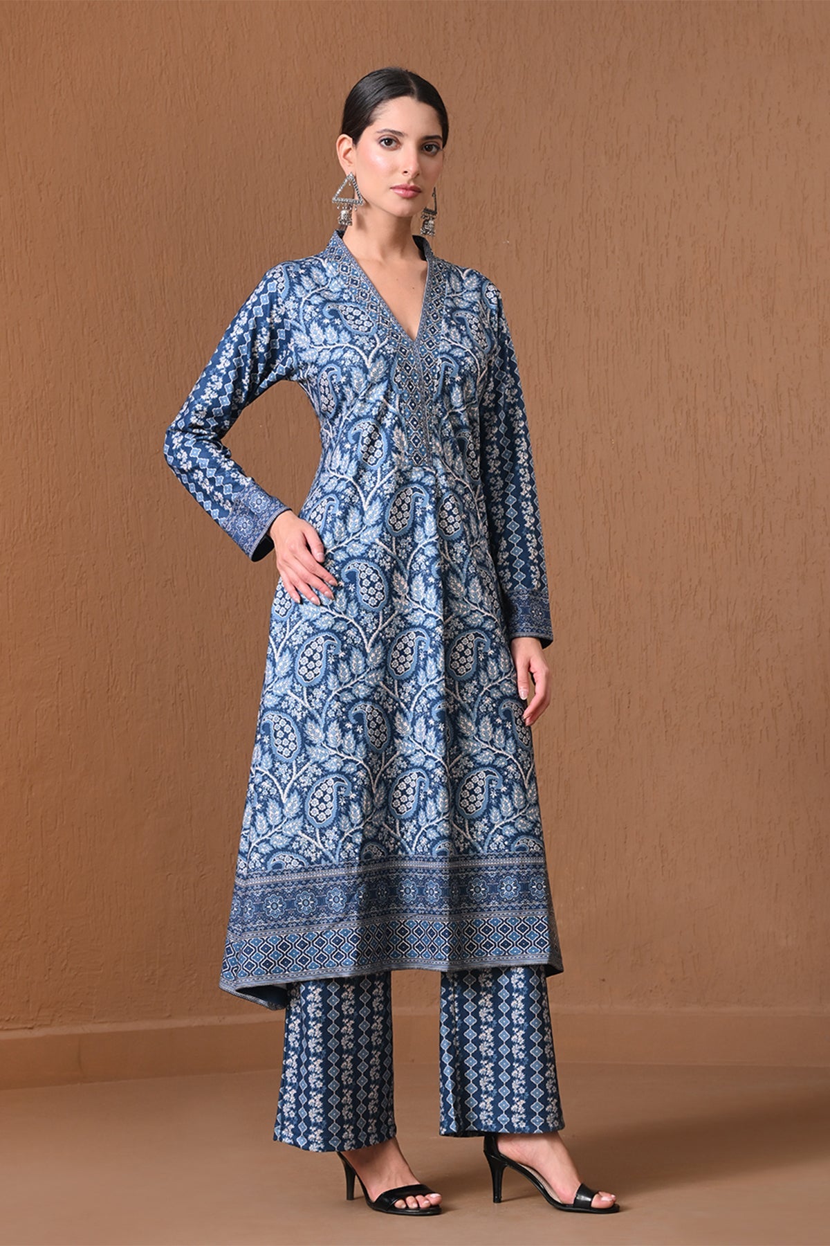 Winter Blue A-line Floral Printed  Kurta 2 Pcs Set