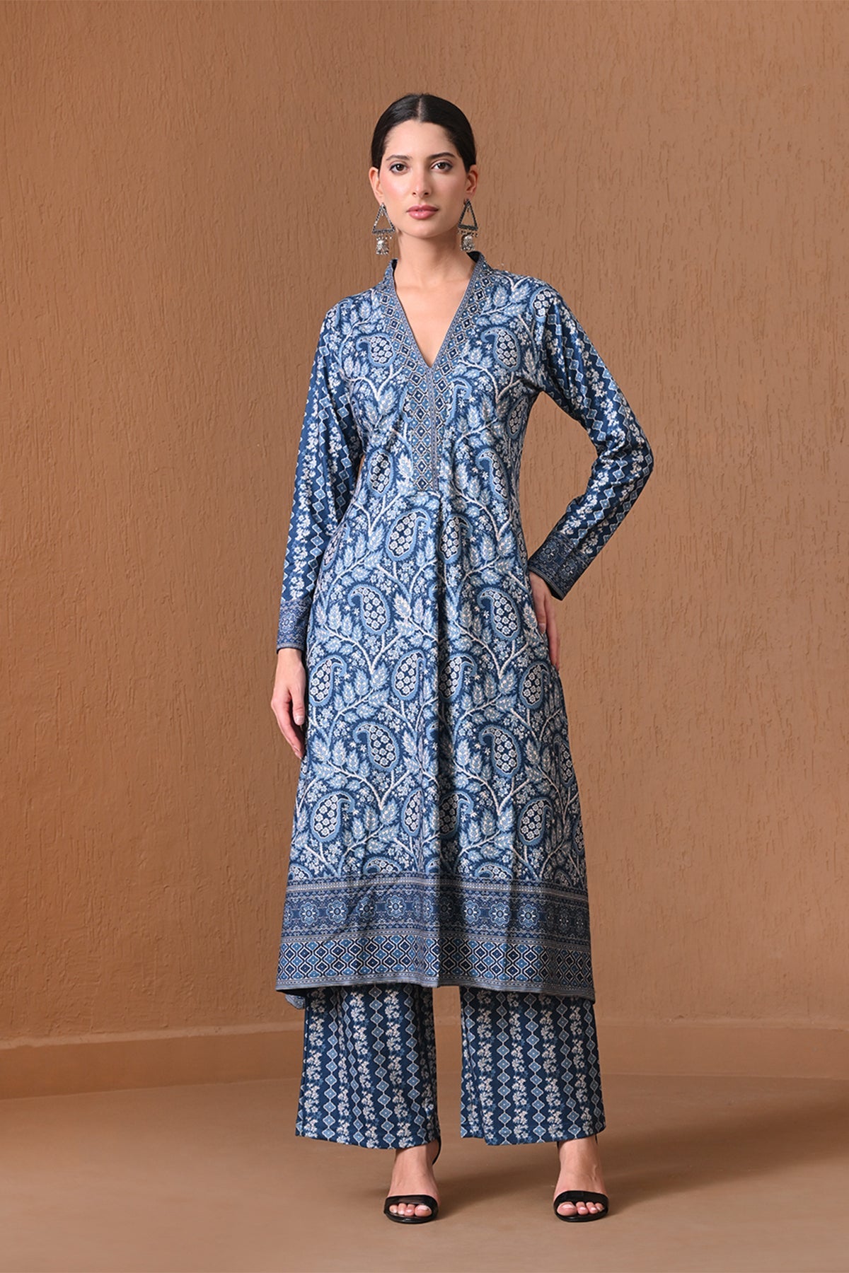 Winter Blue A-line Floral Printed  Kurta 2 Pcs Set