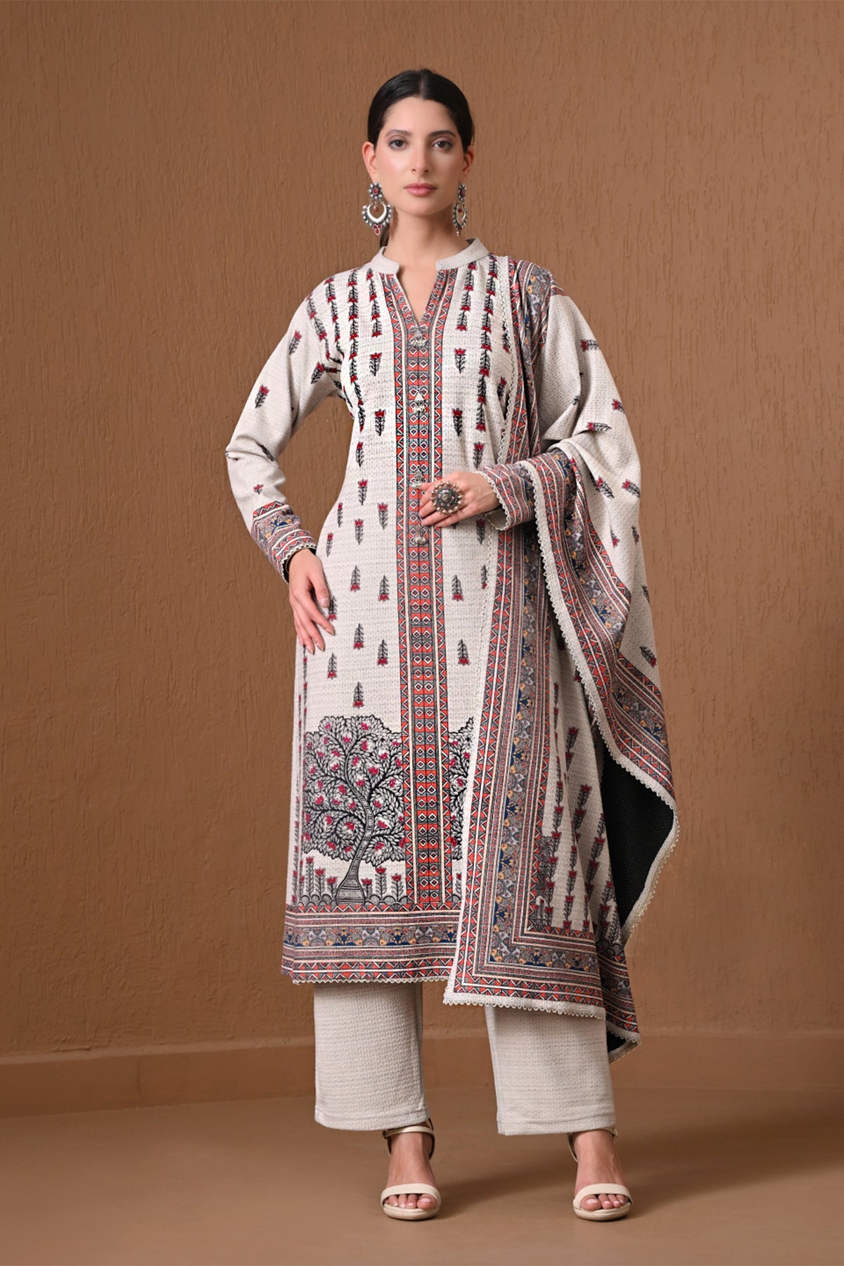 Winter Off White Printed Kurta 3 Pcs Set