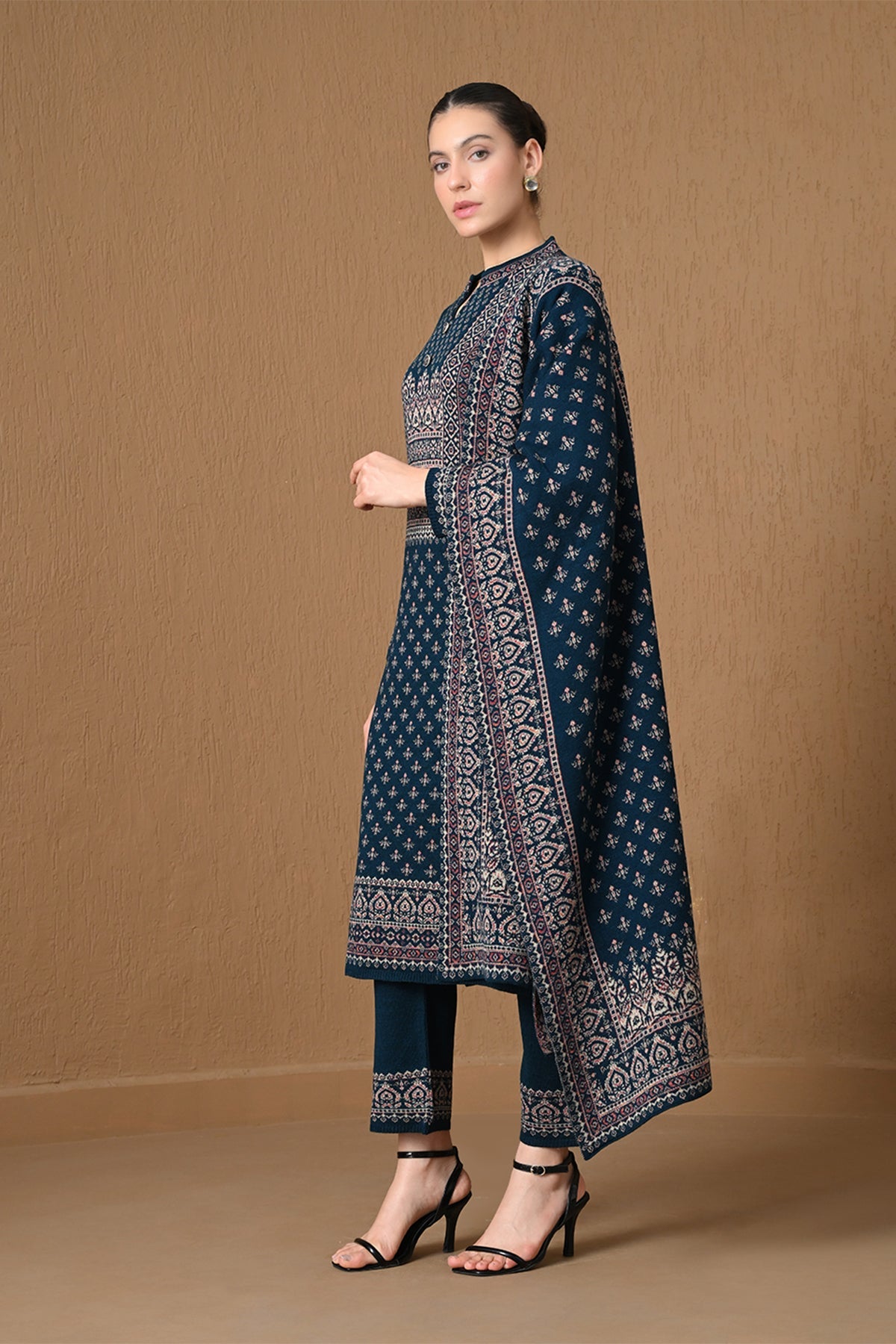 Winter Green Jacquard Knitted Kurta 3 Pcs Set