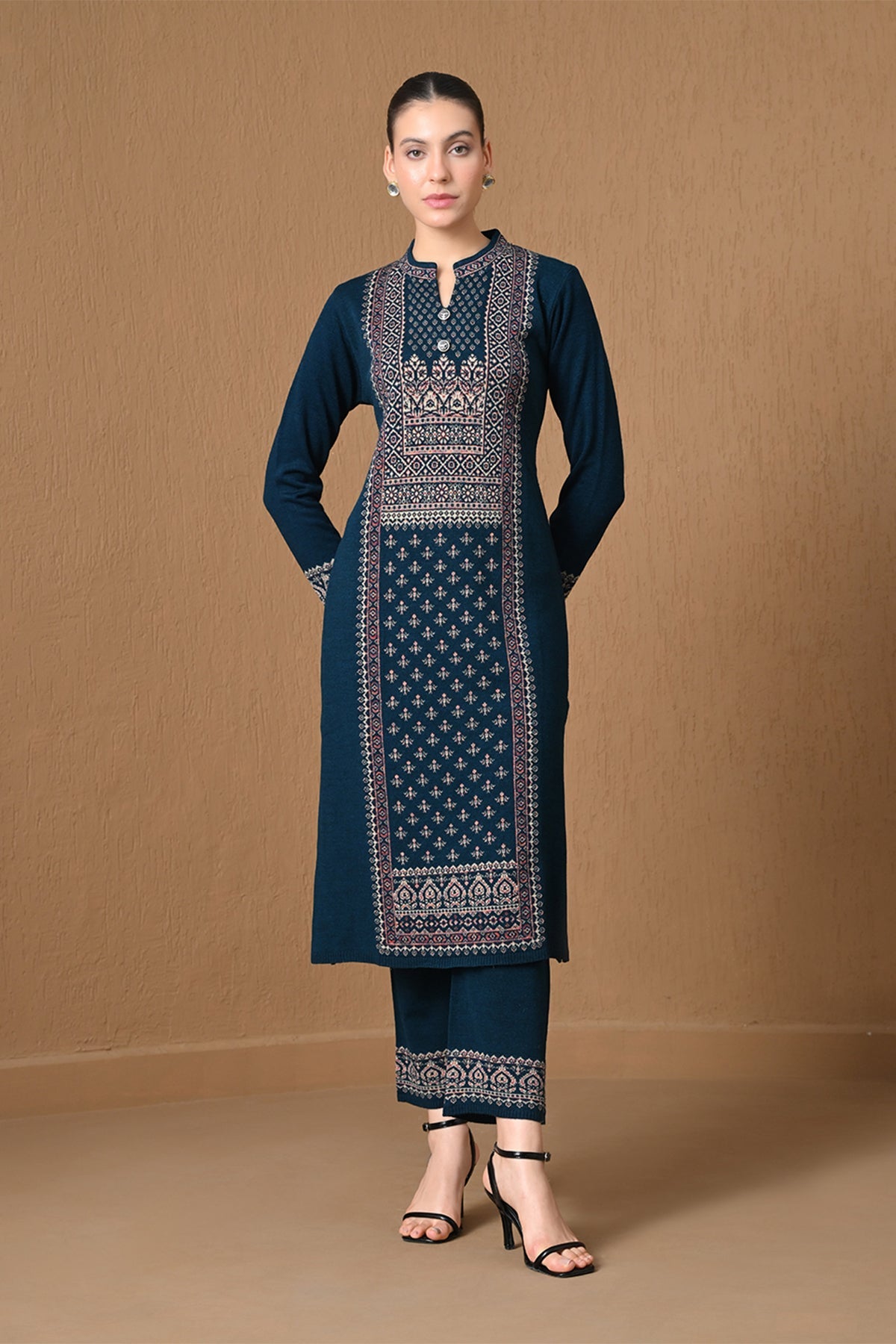 Winter Green Jacquard Knitted Kurta 3 Pcs Set