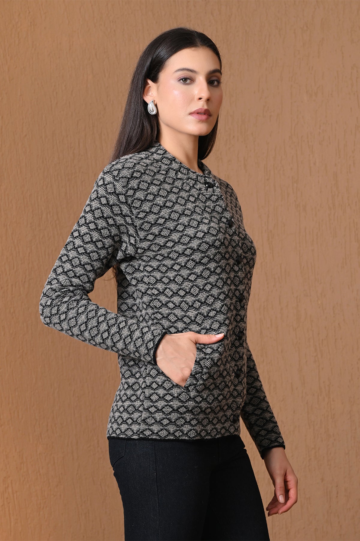 Winter Grey Geometric Diamond Knitted Cardigan