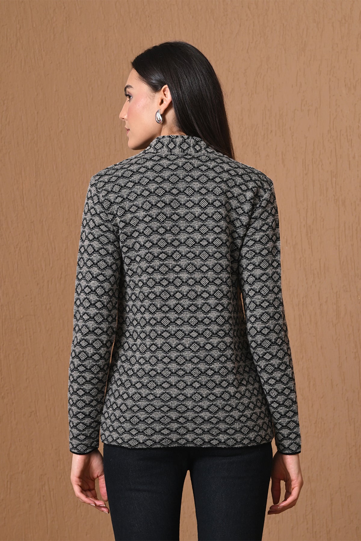 Winter Grey Geometric Diamond Knitted Cardigan