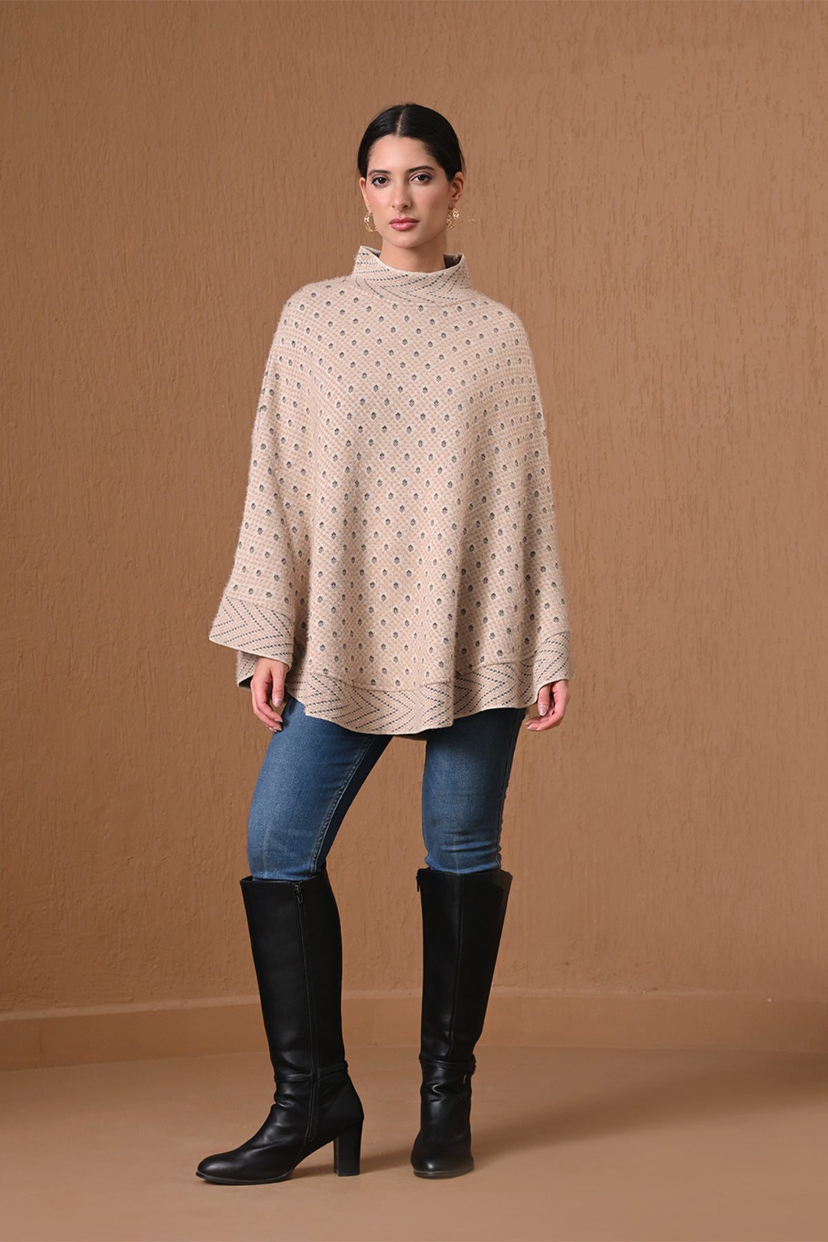 Winter Beige Geometric Polka-Dot Poncho