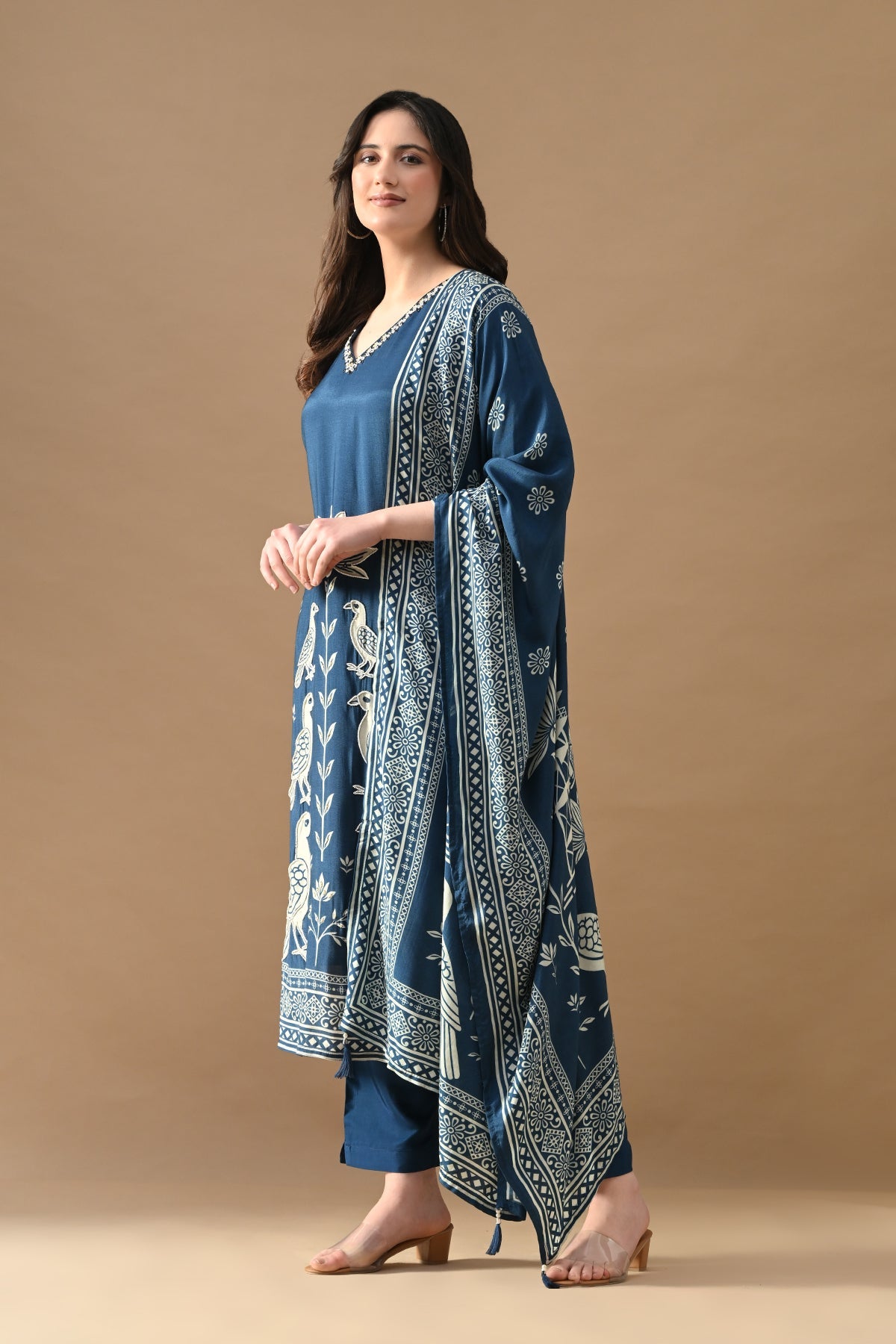 Blue Stone Embellished Kurta Set