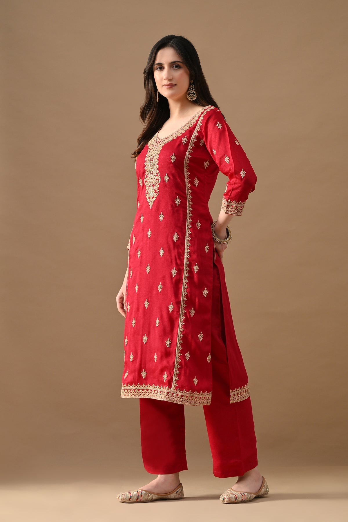 Pink Embroidered Kurta 3 Pcs Set