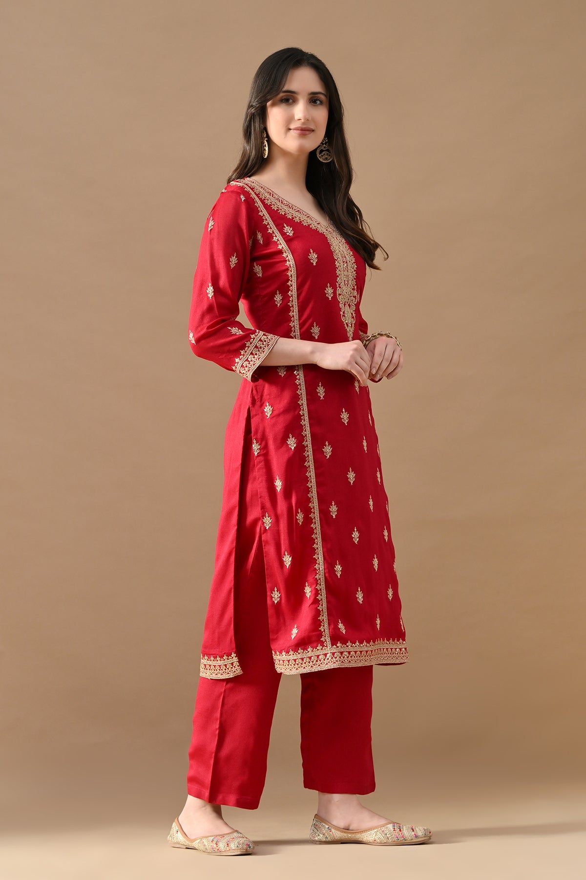 Pink Embroidered Kurta 3 Pcs Set