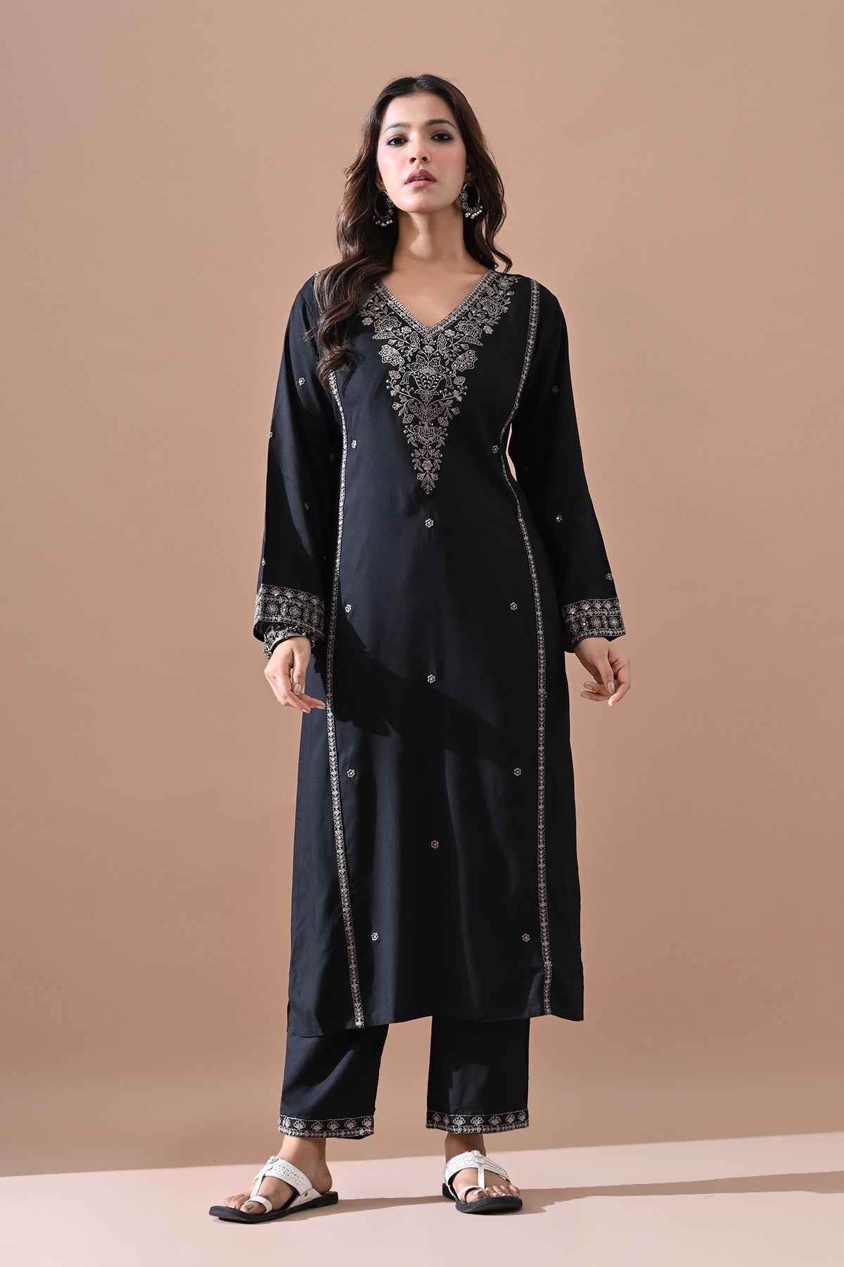Black Embroidered Kurta 2 Pcs Set