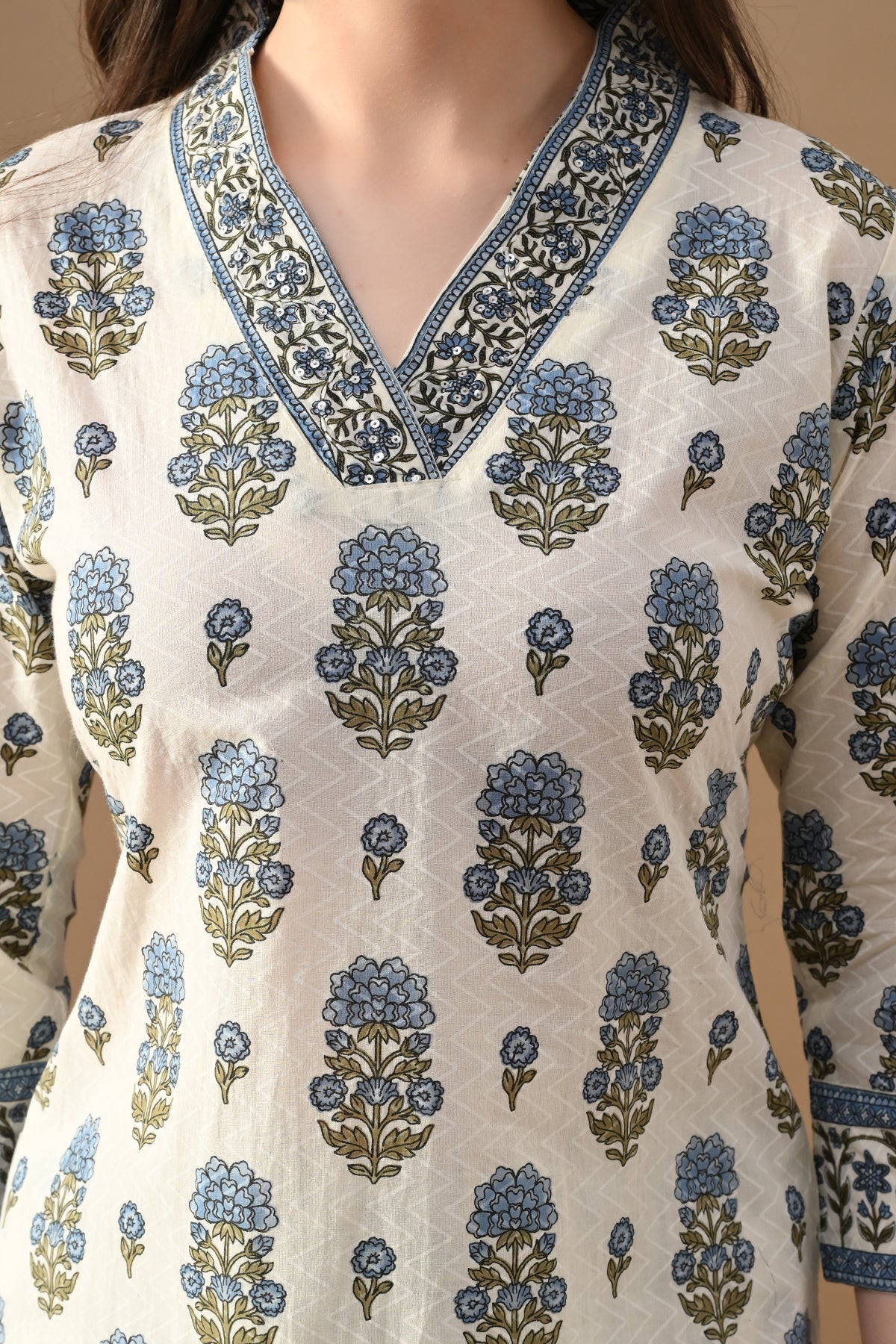 Cream Floral Printed Kurta 2 Pcs Set