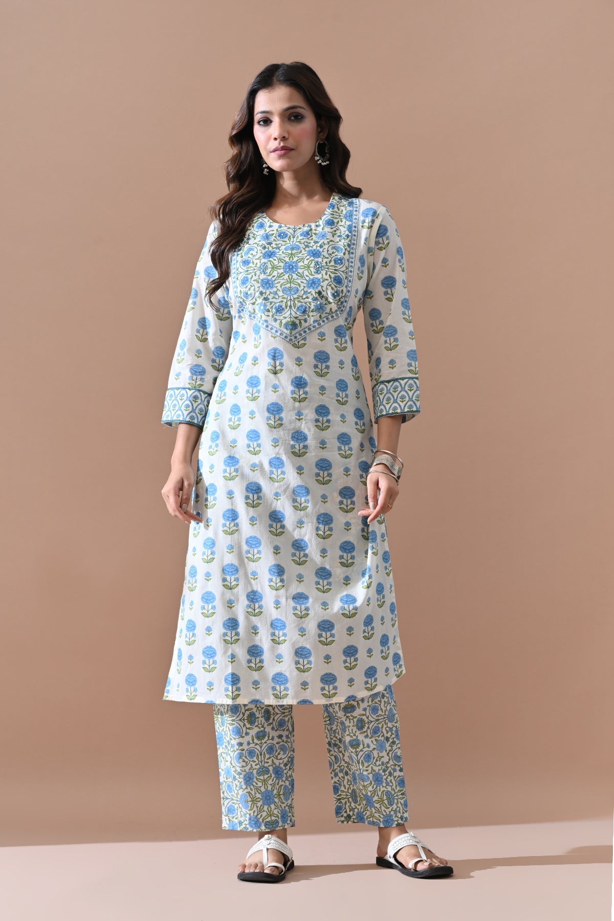 Cream Floral Printed Kurta 2 Pcs Set