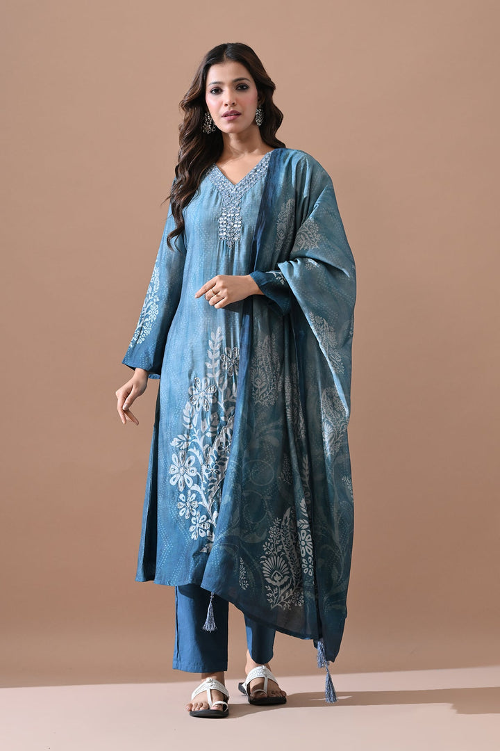 Blue Stone Embellished Kurta Set