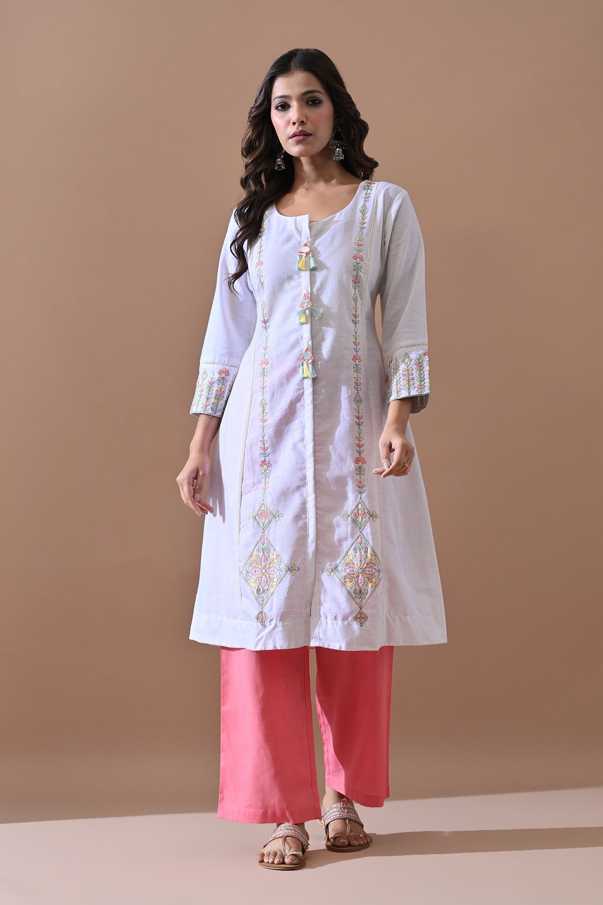 Off White Embroidered Kurta 2 Pcs Set