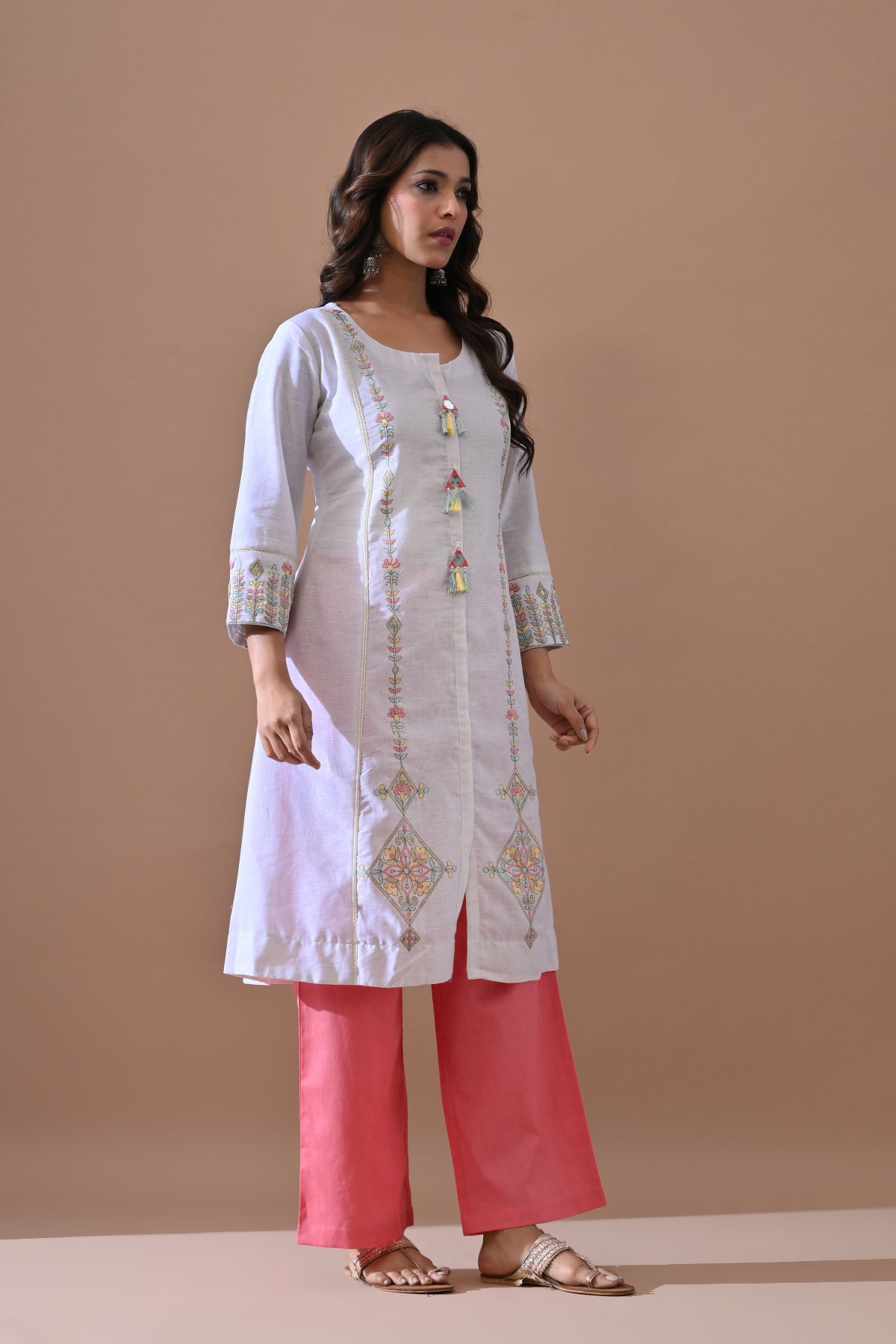 Off White Embroidered Kurta Set