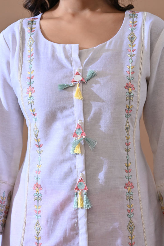 Off White Embroidered Kurta Set