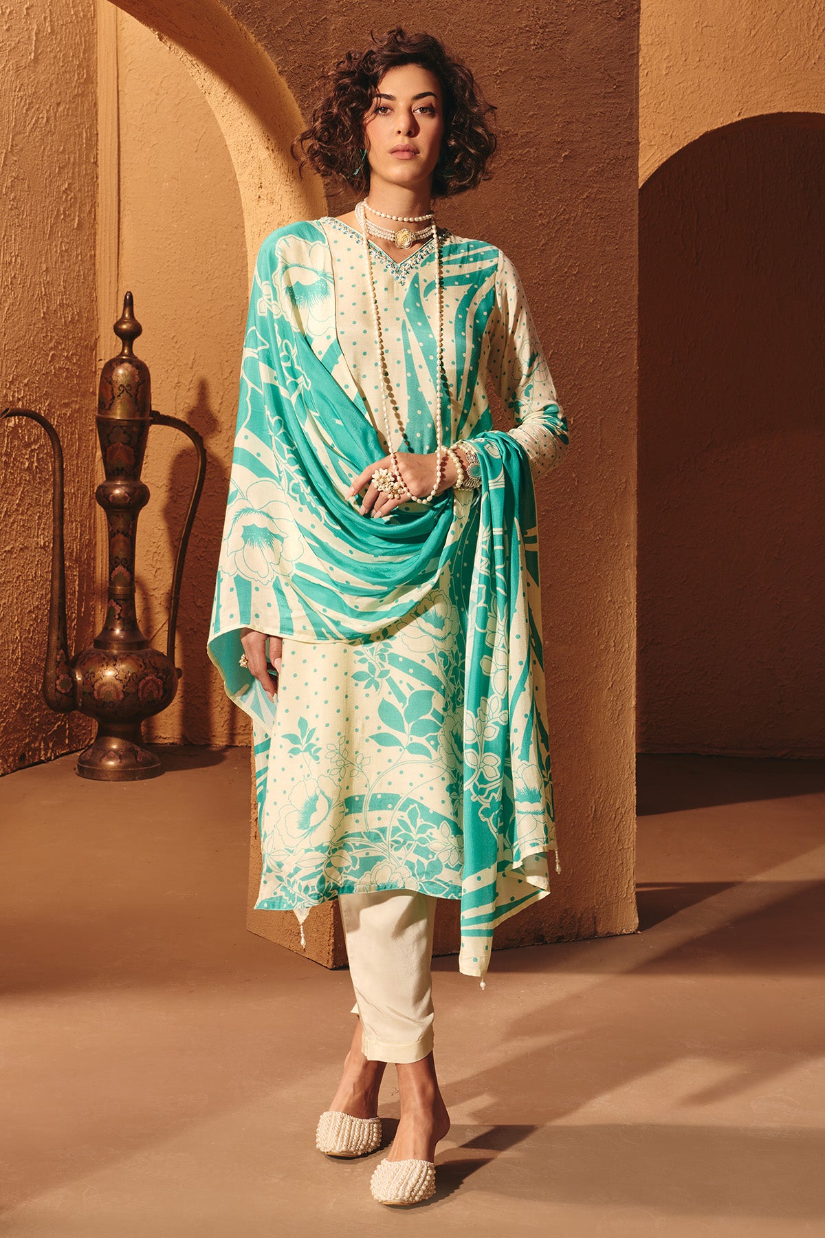 Cream Printed Kurta 3 Pcs Set