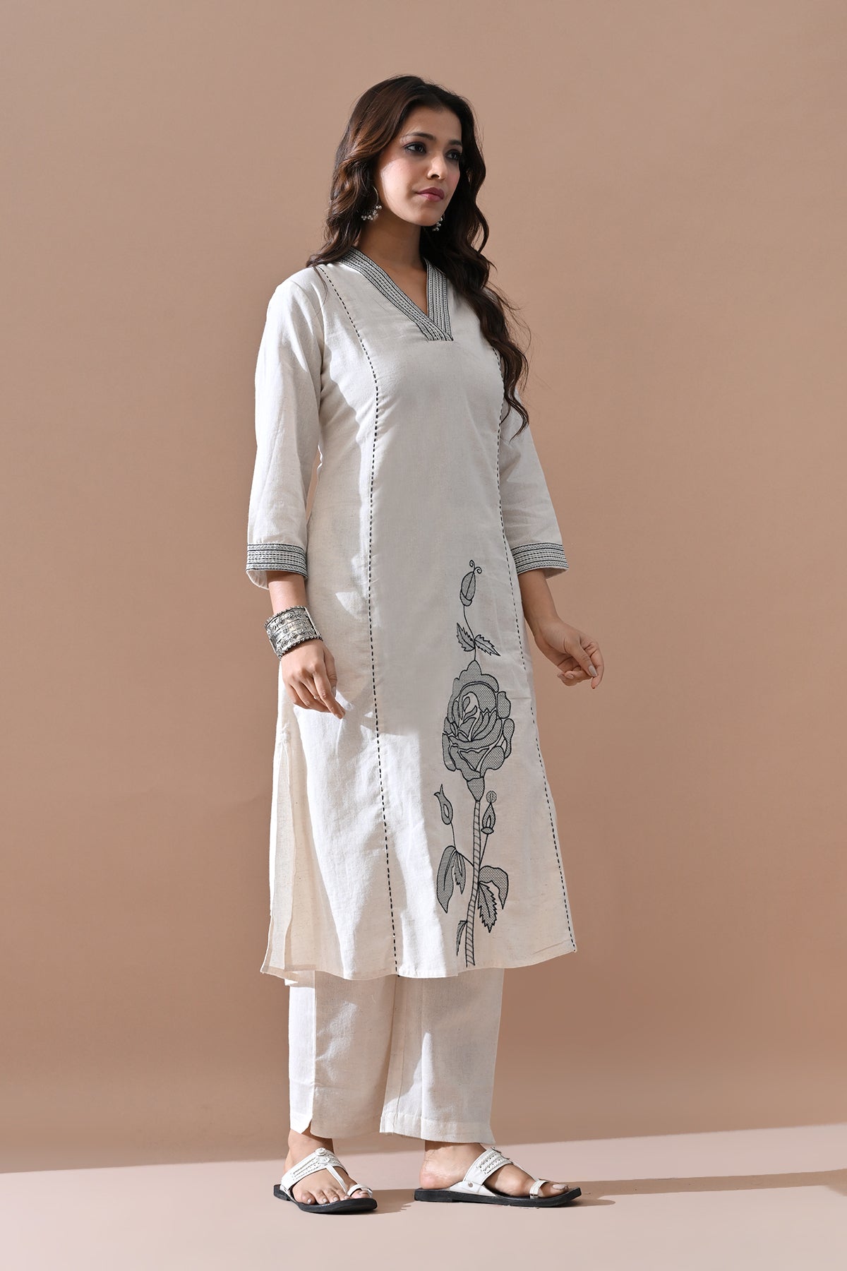 Off-White Embroidered Kurta Set