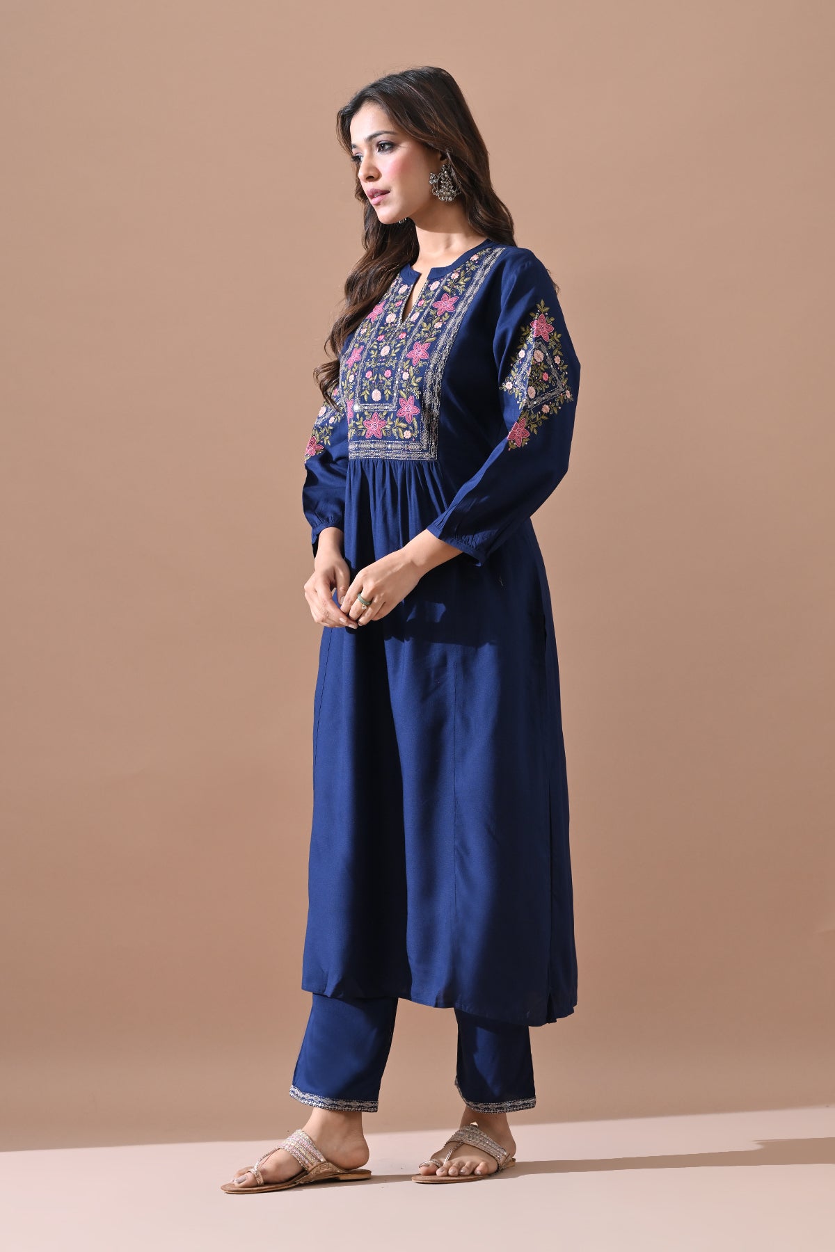 Blue Embroidered Kurta 2 Pcs Set