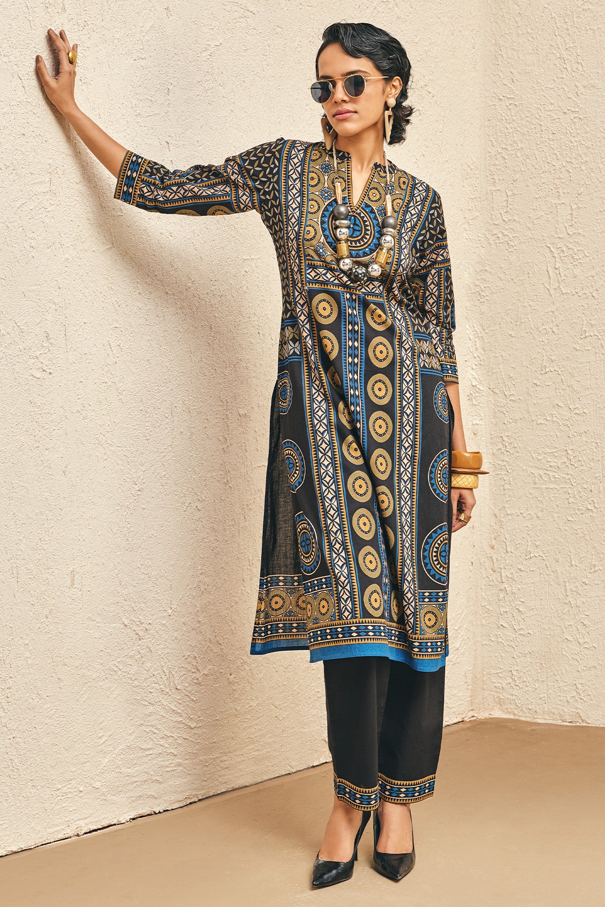 Black Printed Kurta Set (2 Piece)