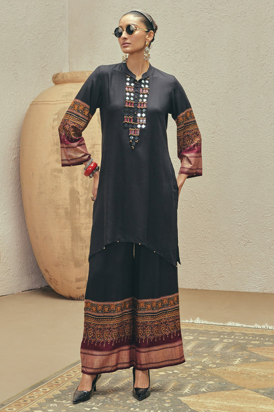 Black Mirror Embellished Kurta 2 Pcs Set