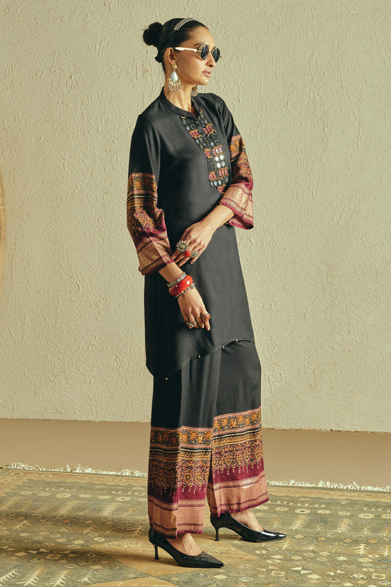 Black Mirror Embellished Kurta 2 Pcs Set