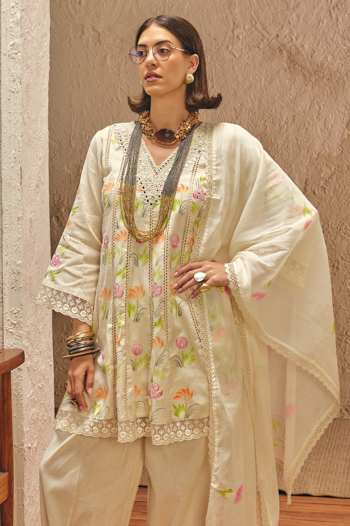 Cream Printed Embellished Kurta 3 Pcs Set