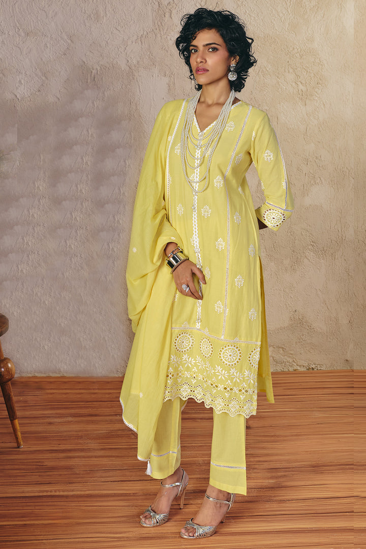 Yellow Embroidered Kurta Set (3 Piece)