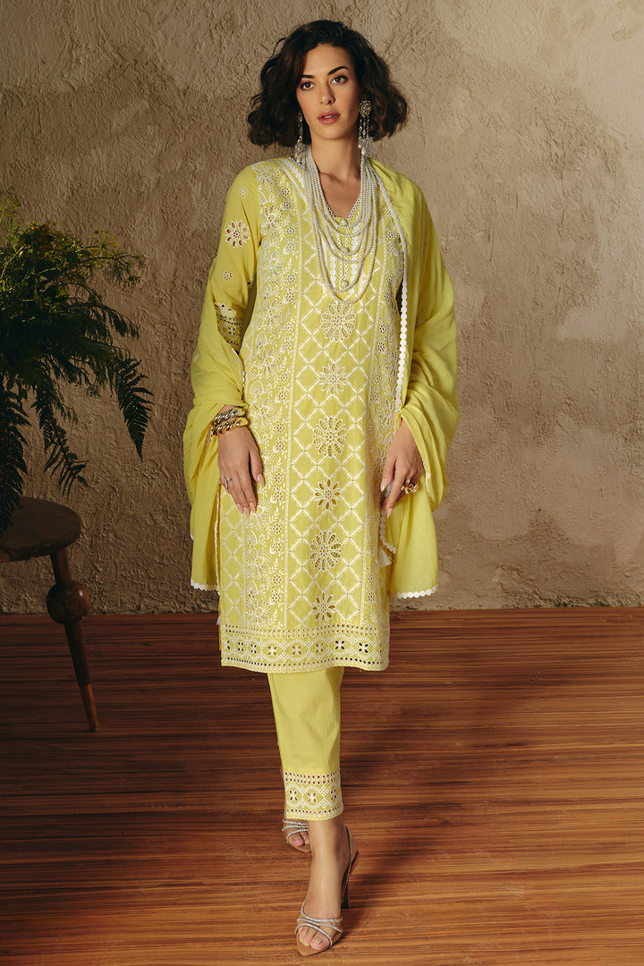 Yellow Embroidered Kurta Set (3 Piece)