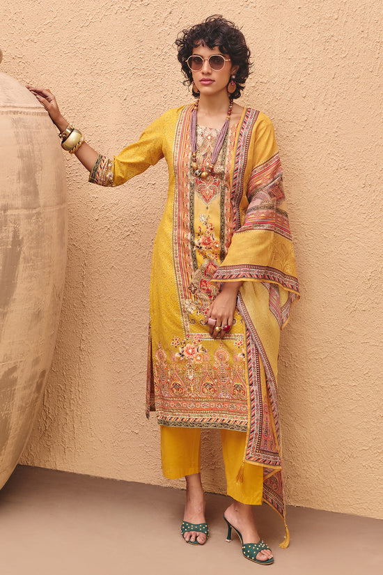 Yellow Printed Embroidered kurta set (3 Piece)