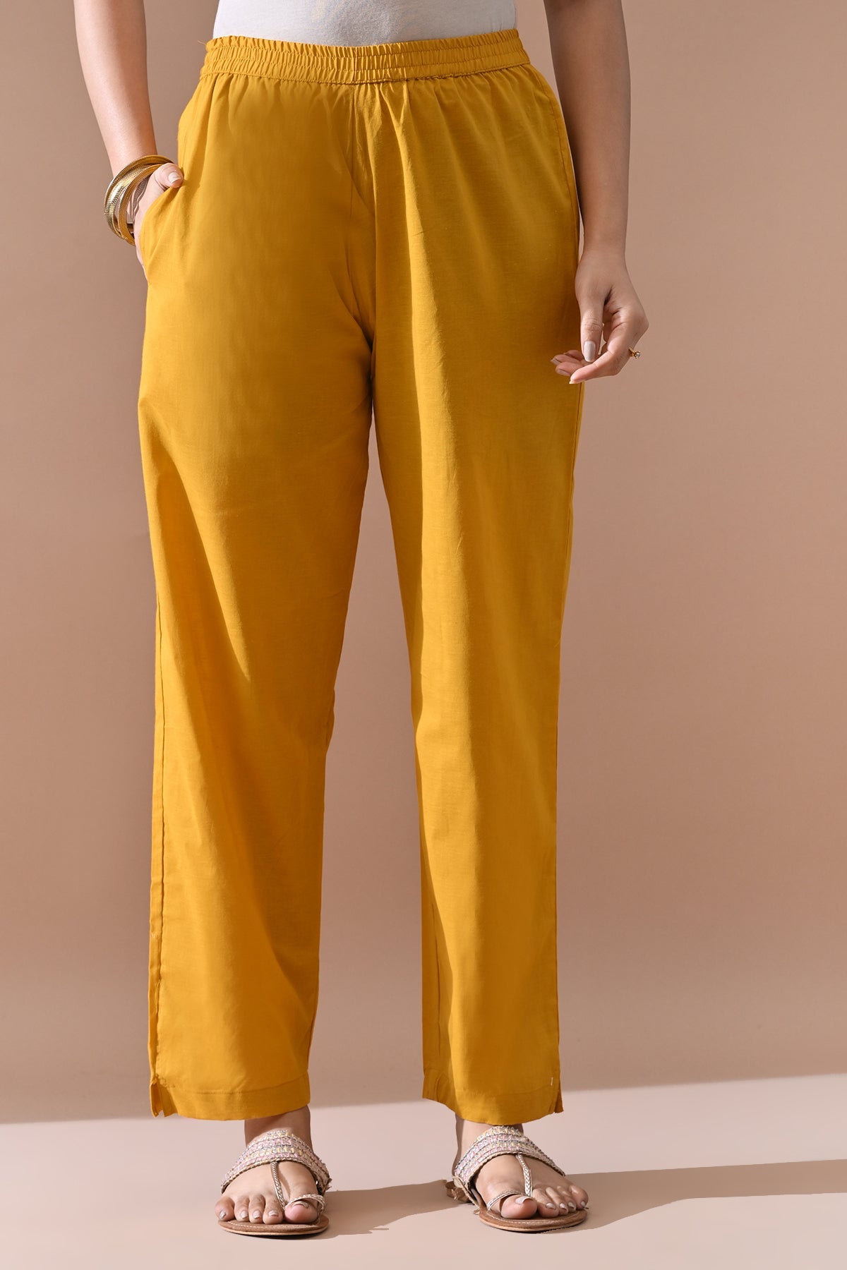 Yellow Printed Embroidered kurta set (3 Piece)