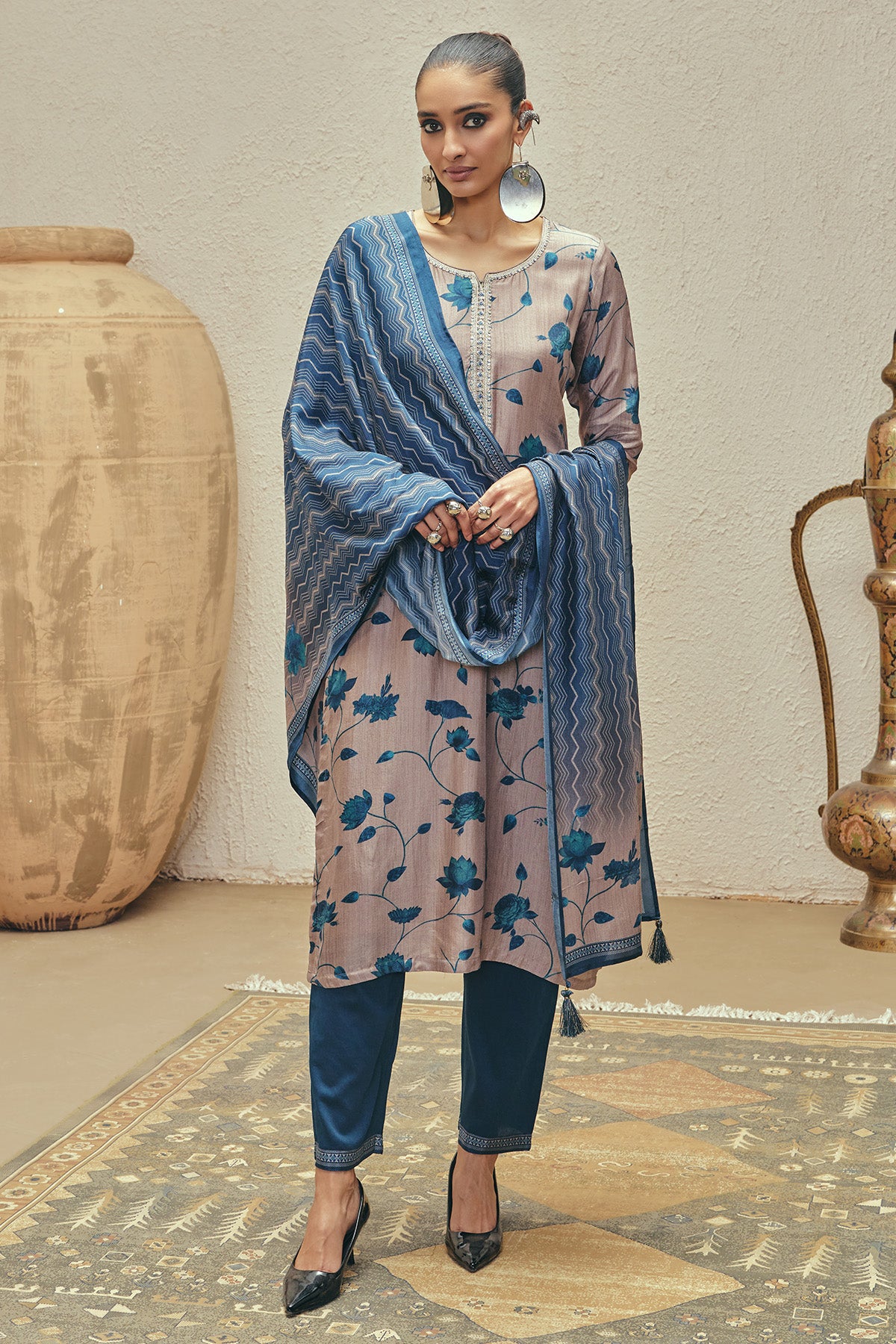 Grey Printed Kurta 3 Pcs Set