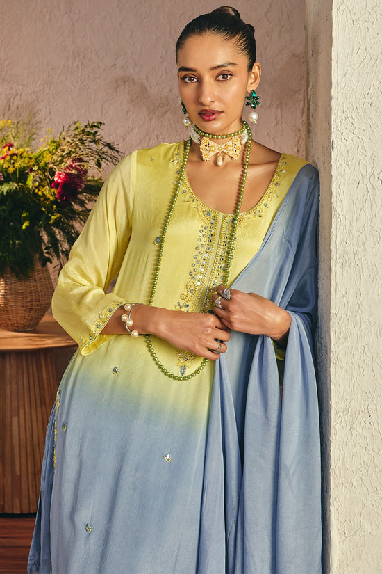 Grey Stone Embellished Kurta Set (3 Piece)